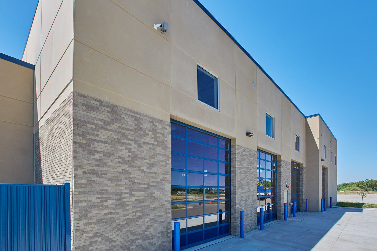 County Prestress & Precast Insulated Wall Panels Speed Up Warehouse Project