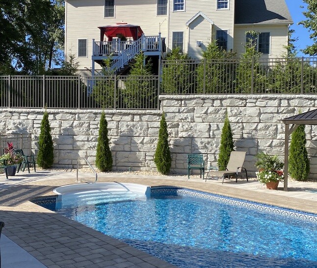 MagnumStone® Retaining Walls